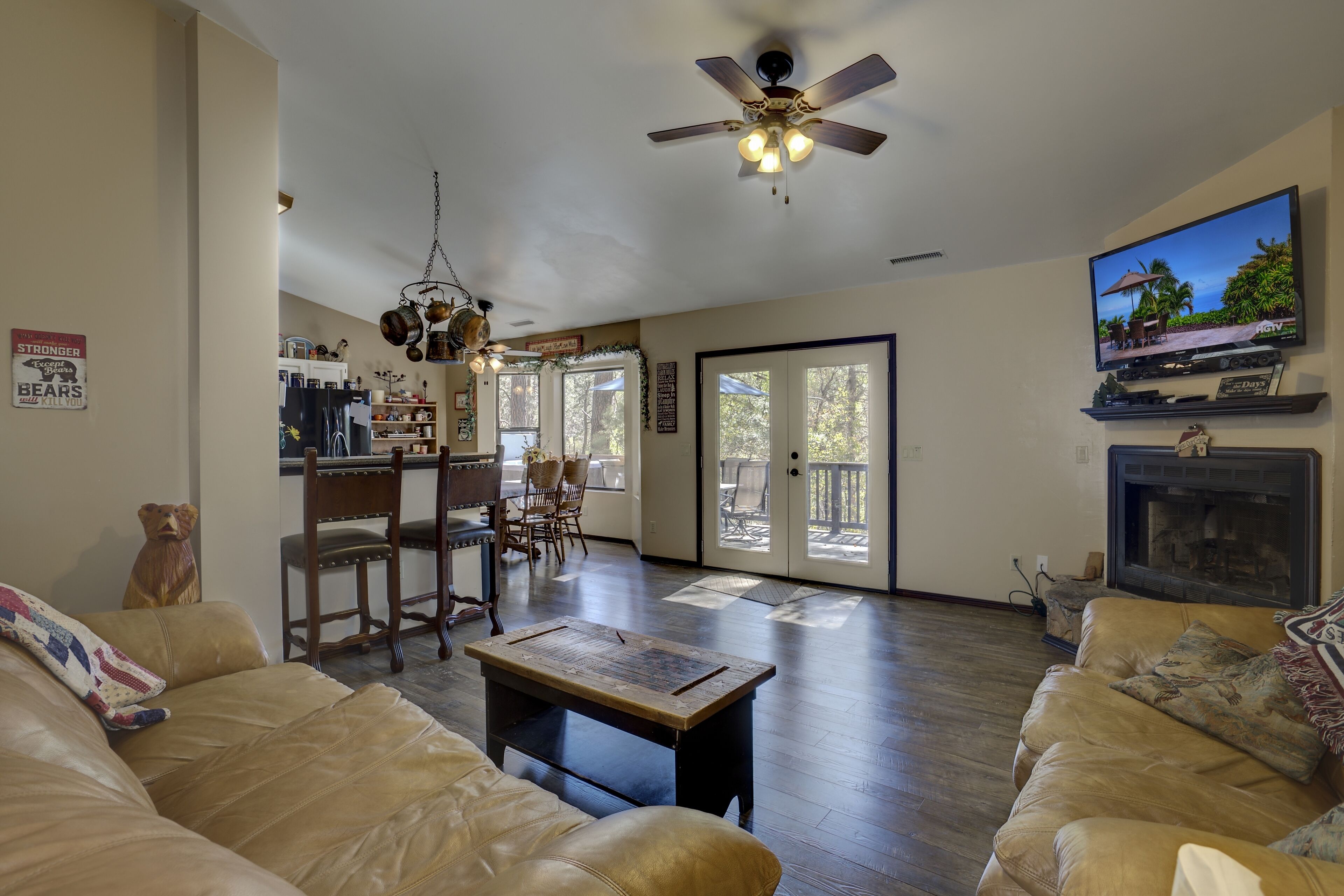 Private, Back to Nature Getaway in the pines of Pine!