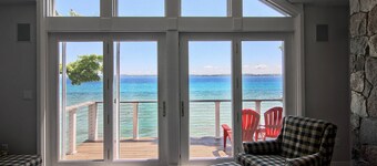 Beautiful Large House On Water Just 5 Miles To TC