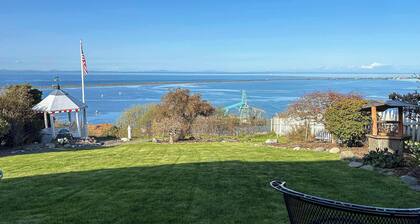 Crows Nest Port Angelesissa, upeat vesinäkymät