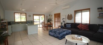 Kookaburra Lodge, Horseshoe Bay