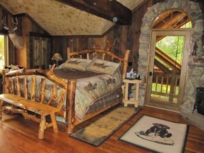 4 makuuhuonetta, silitysrauta/-lauta, Wi-Fi, vuodevaatteet