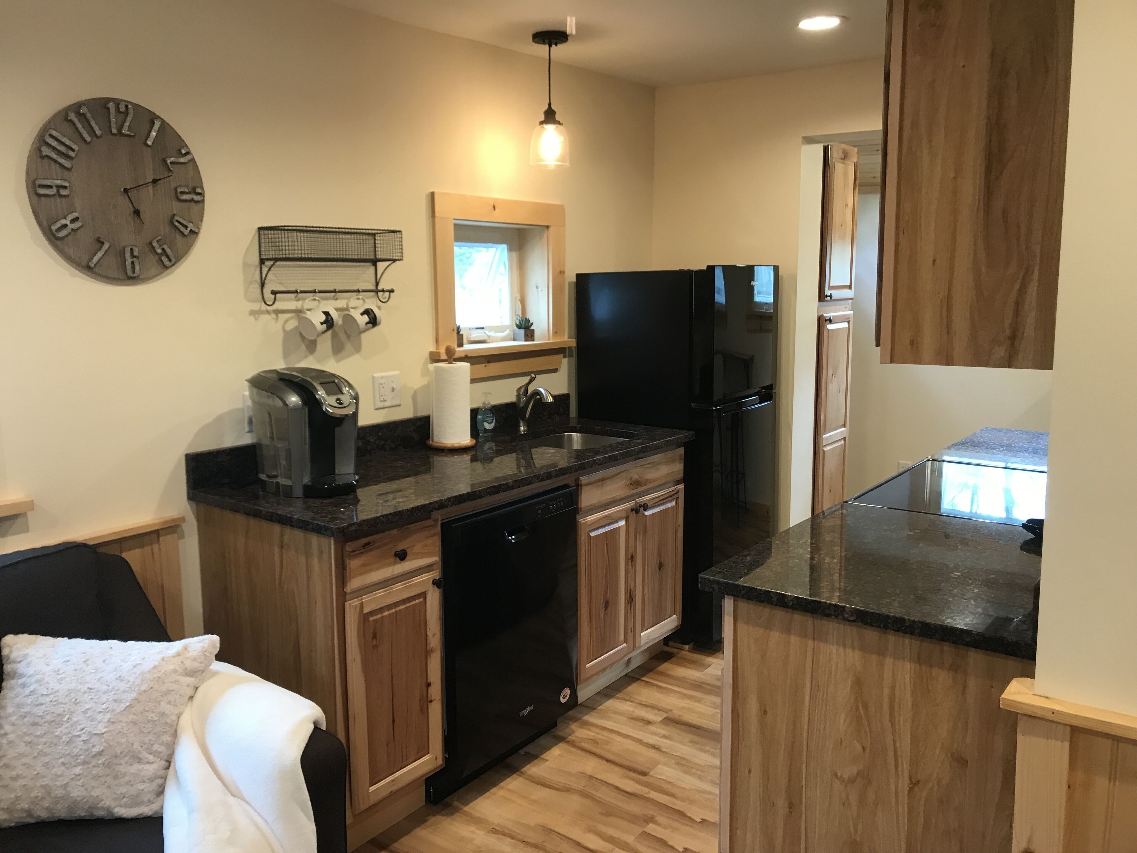 Cozy Couples Apartment