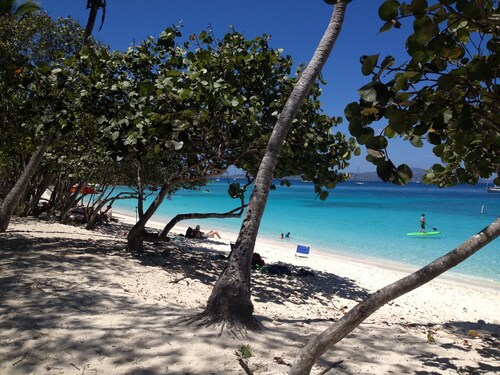 Grande Bay: Sugar N' Spice: Studio Condo Great Views & Reviews; Newly Renovated