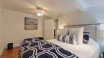 2 chambres, fer et planche Ă repasser, Wi-Fi gratuit, draps fournis