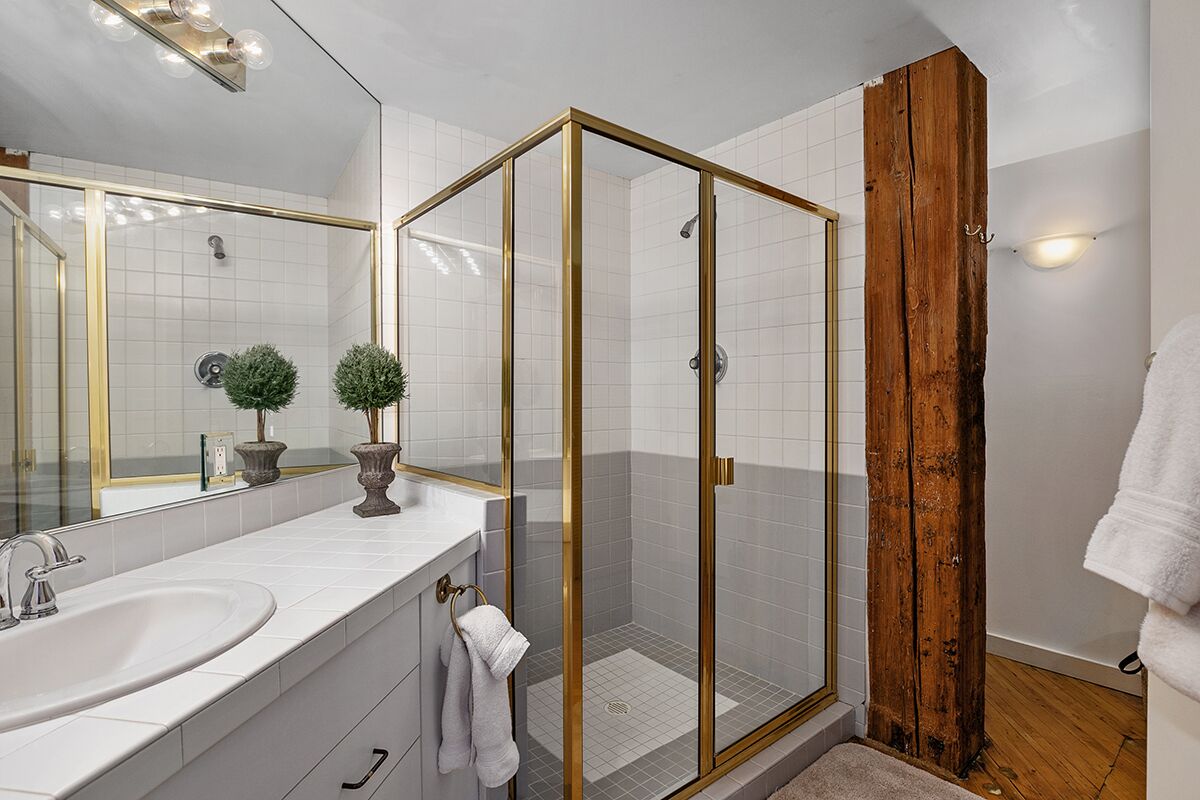 Harbor Front Condo Across from Boardwalk