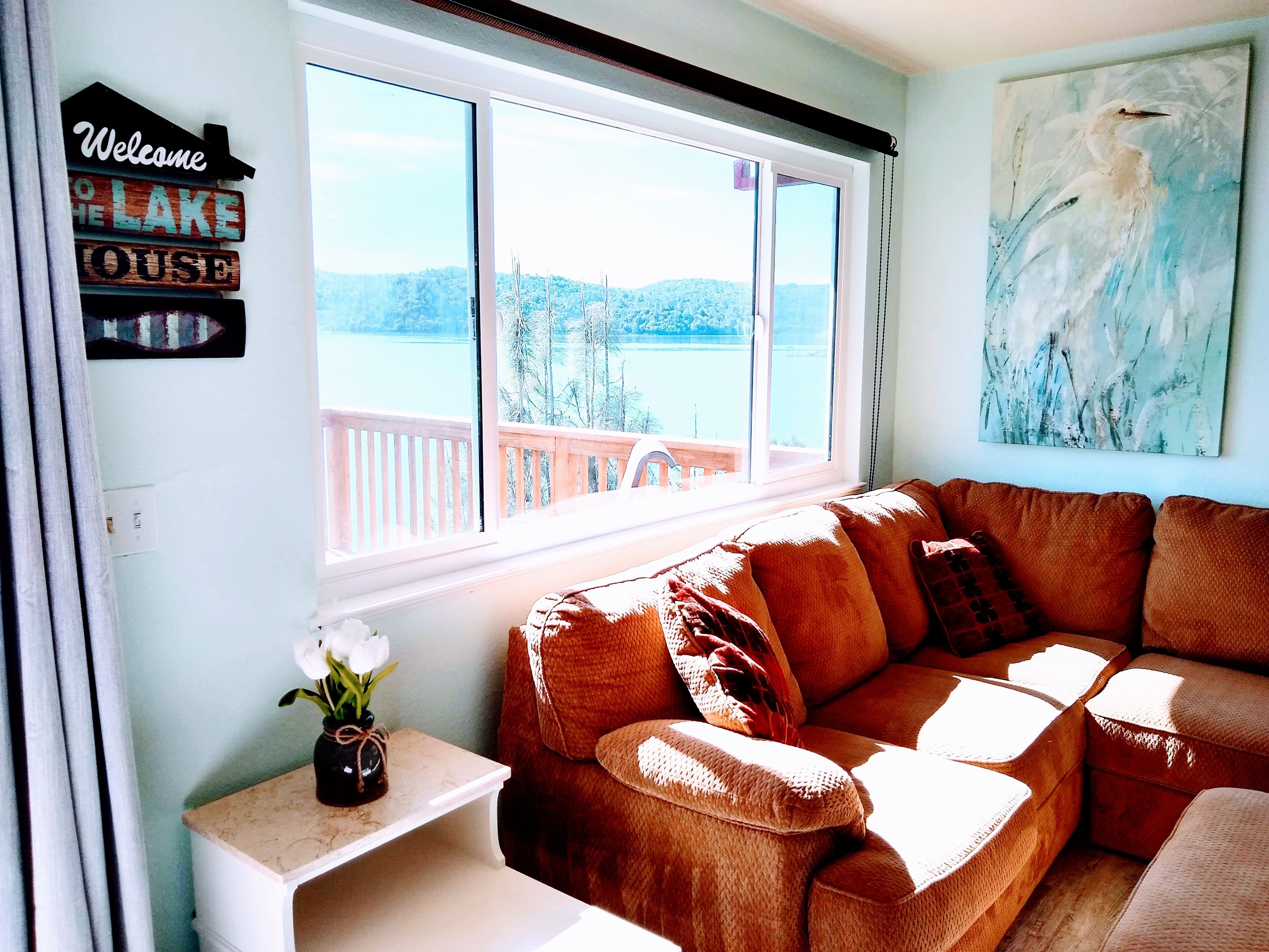 Smart-TV, peis og stereoanlegg