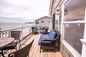 Terrace/patio - The Perfect Family Beachfront Cottage The Viola Cottage (Clinton)