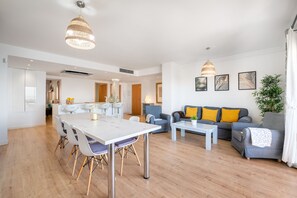 Interior - Alcudiamar etvpl / 12507 Fantastic apartment with sea views on the seafront (Alcúdia)