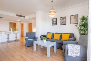 Interior - Alcudiamar etvpl / 12507 Fantastic apartment with sea views on the seafront (Alcúdia)