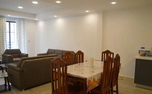 Free daily local cuisine breakfast 