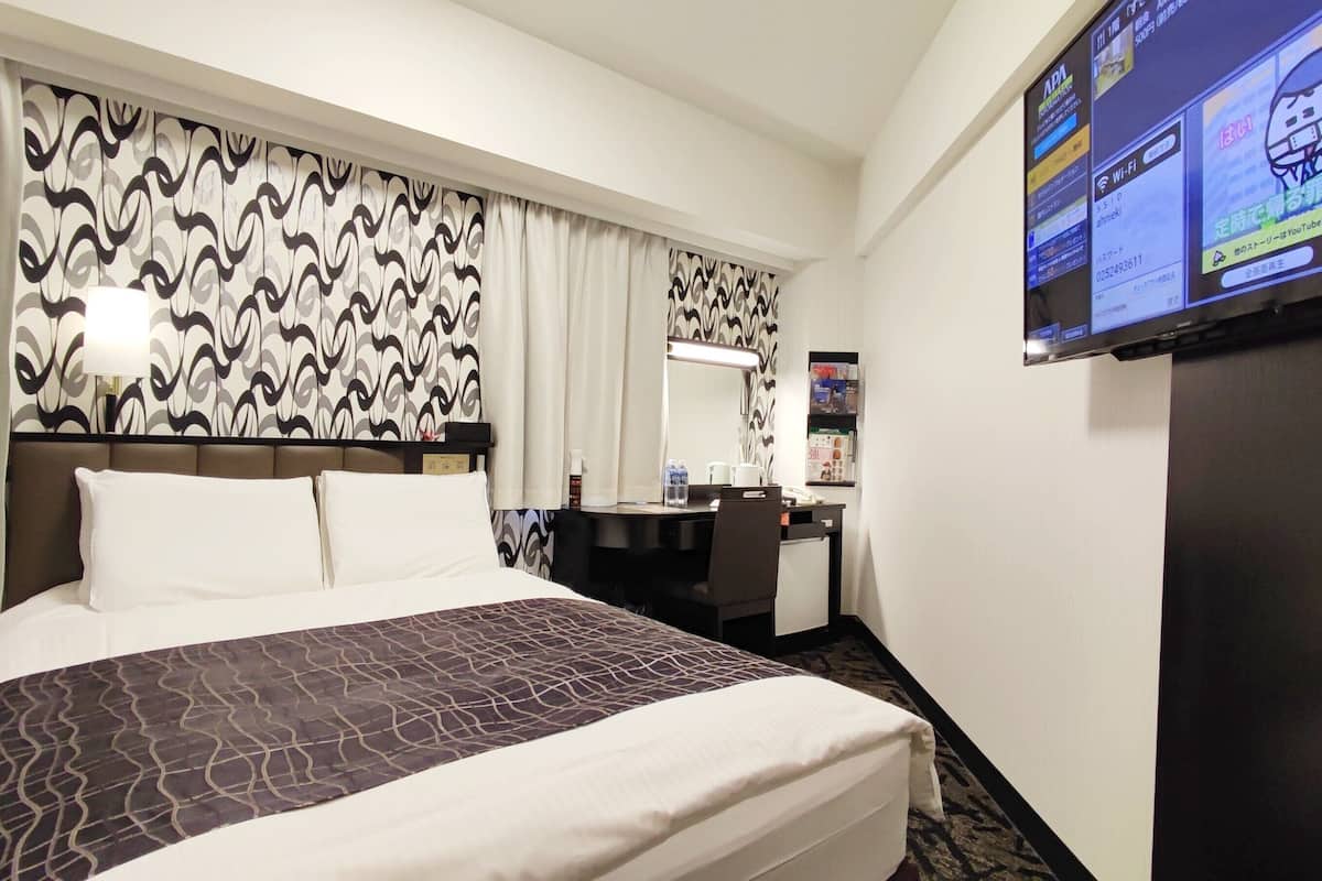 down duvets, desk, blackout curtains, free wifi