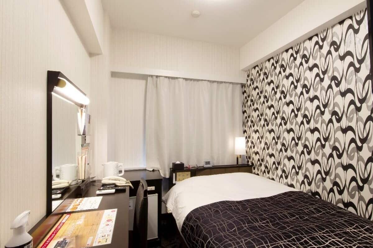 down duvets, desk, blackout curtains, free wifi