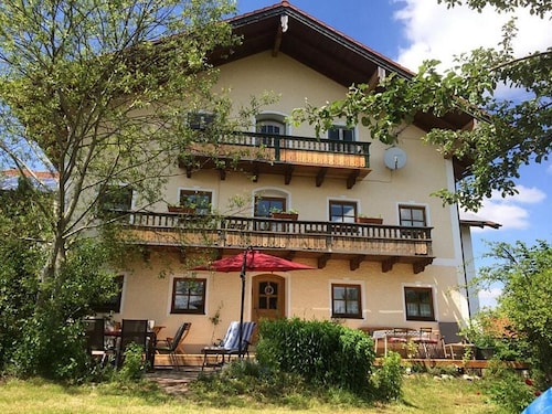Ferienhaus für 12 Personen, 6 SZ, Blick in Berchtesgadener- u. Chiemgauer Alpen