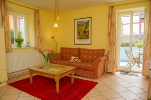 TV - City Residence 1 - City Residence WE1 / WE8 - 2nd row - Sauna in the house (Heringsdorf)