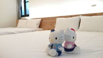 Moon Double Room | Soundproofing, free WiFi, bed sheets