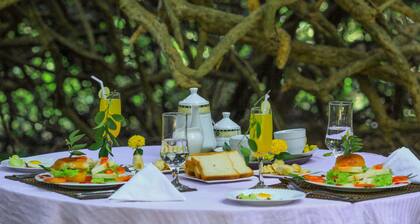 The Campers Lodge Luxury Camp Yala