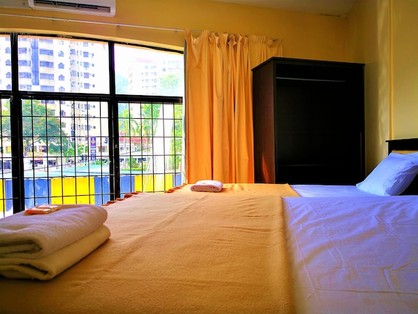 Standard Double Room, 1 Bedroom, Non Smoking | Desk, iron/ironing board, free WiFi