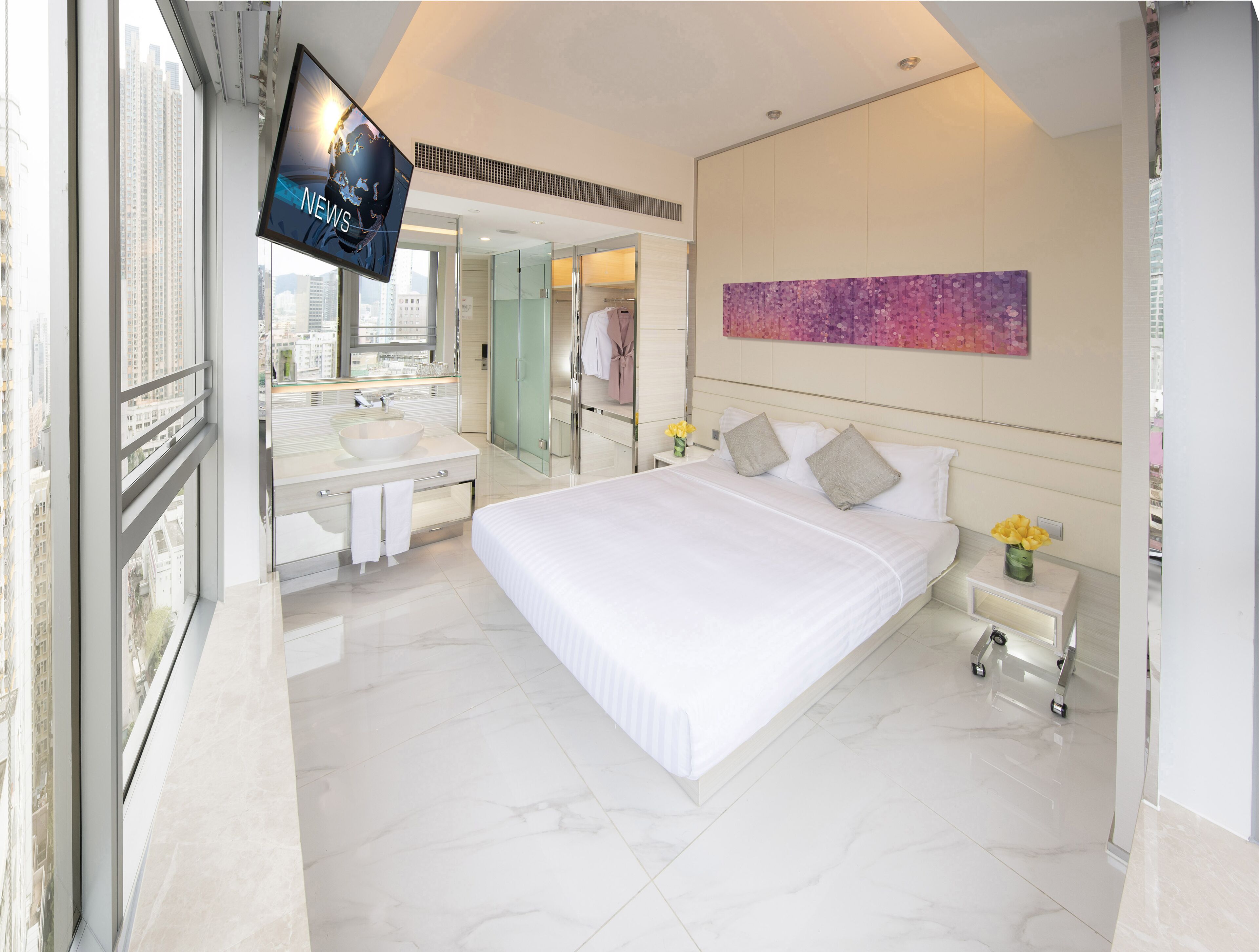 iselect premier (queen bed) | in-room safe, desk, blackout curtains, soundproofing