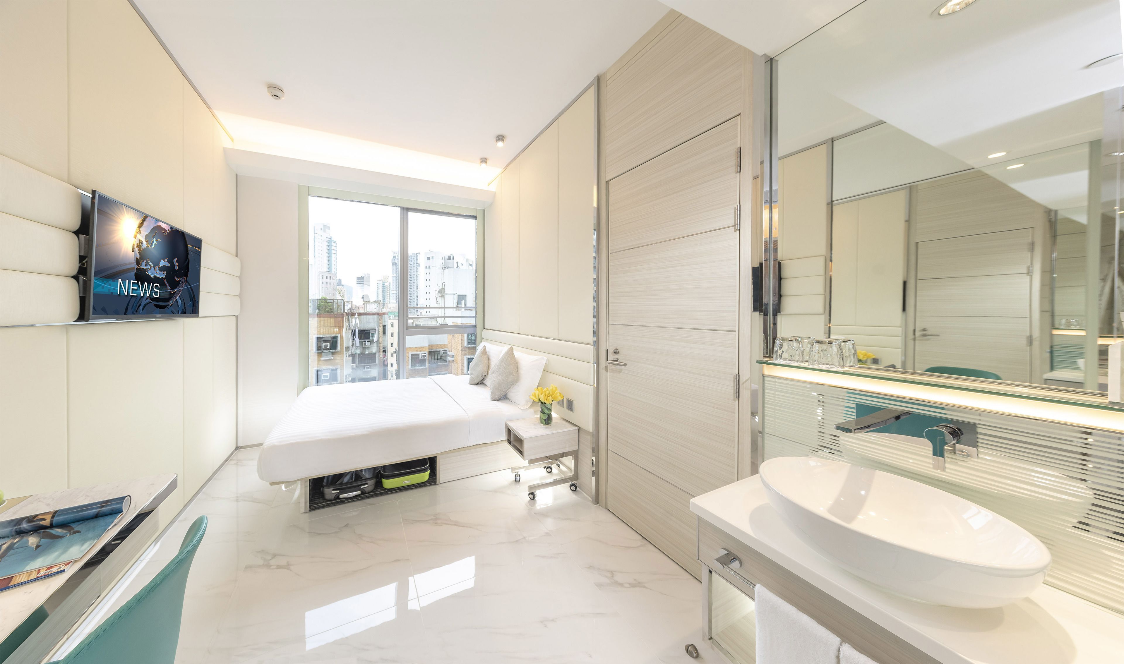 family connecting room | in-room safe, desk, blackout curtains, soundproofing