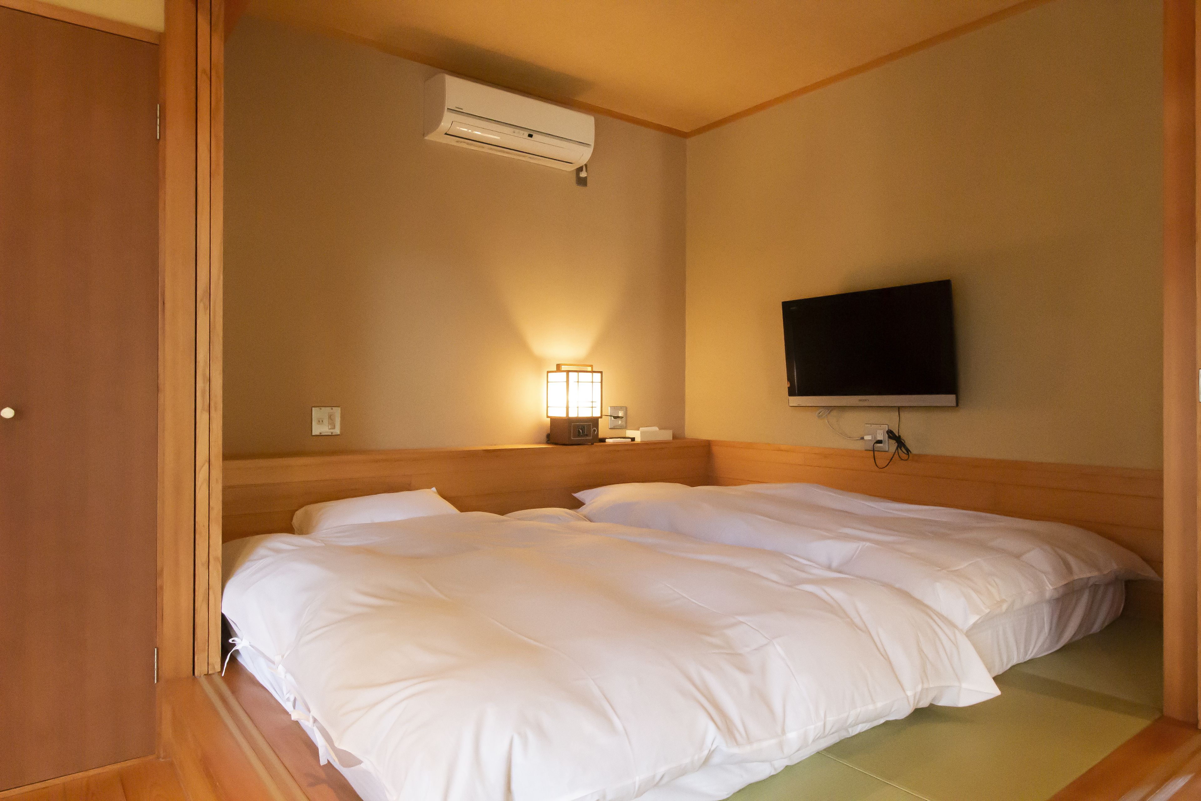 cottage with open-air bath, non smoking | in-room safe, free wifi