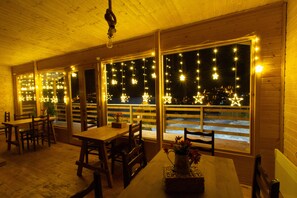 Bar (on property) - Mountain Cabins (Mestia)