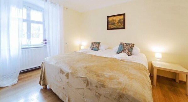 Iron/ironing board, free WiFi, bed sheets - EverySky Pocztowa (Kowary)