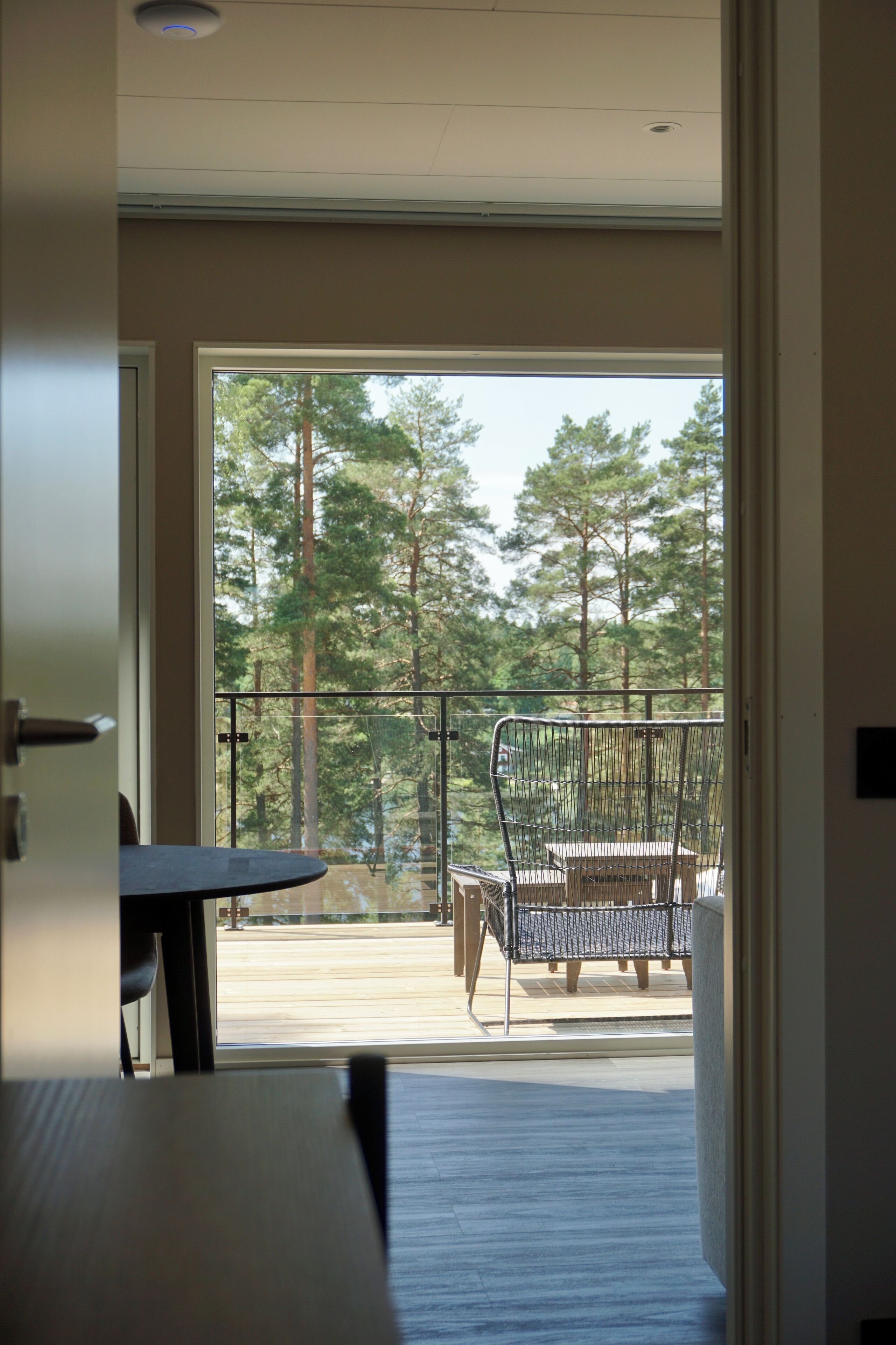 Deluxe Apartment | Laptop workspace, blackout drapes, cribs/infant beds