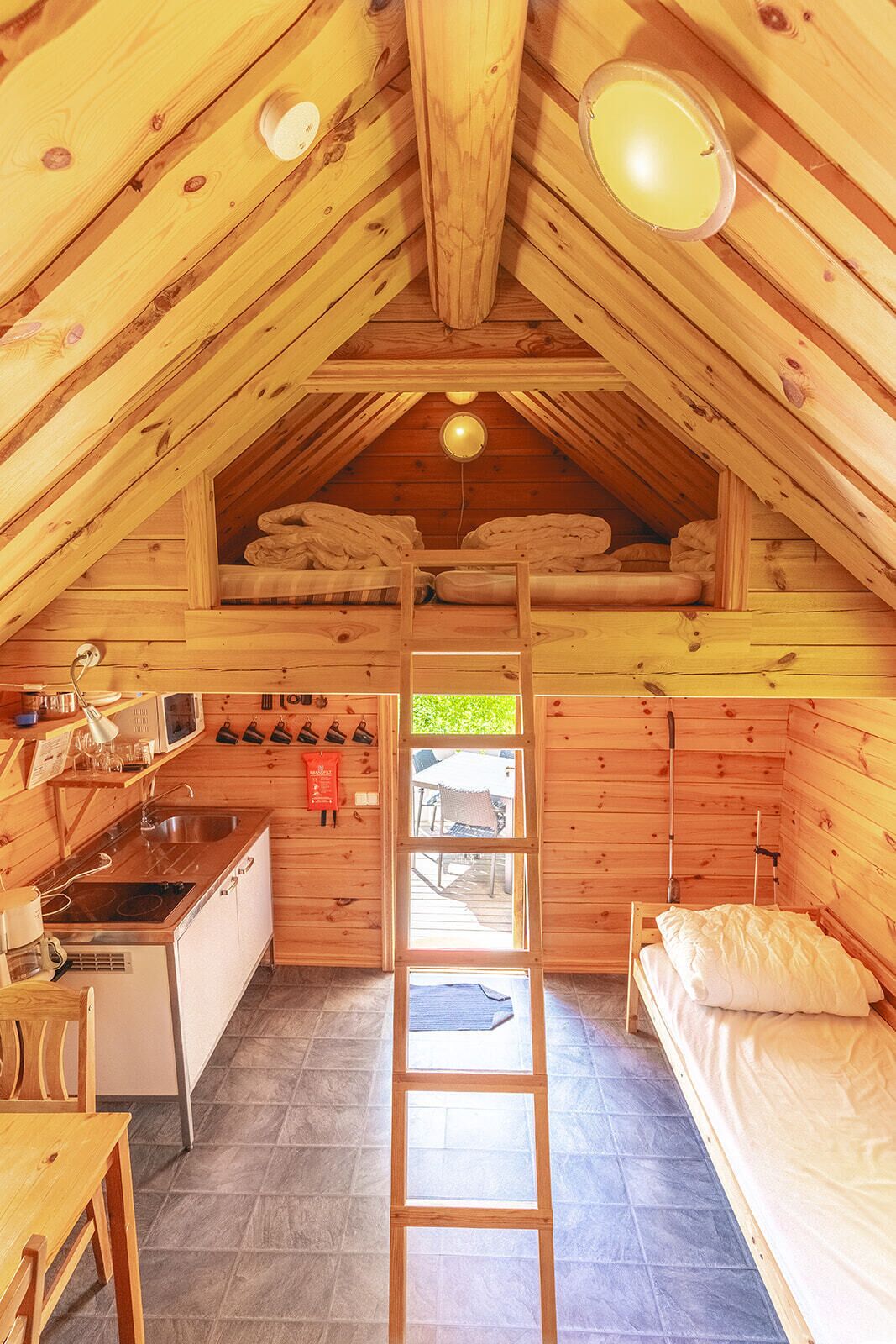 Laptop workspace, blackout curtains, cots/infant beds