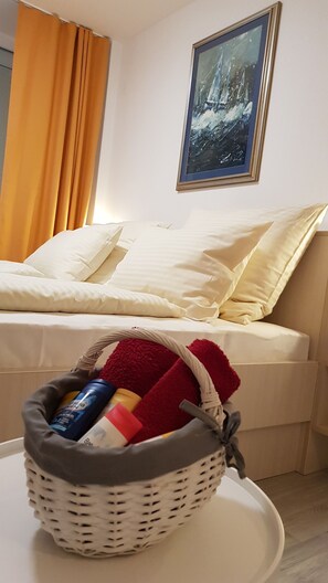 Apartment, 2 Bedrooms | Desk, blackout drapes, soundproofing, iron/ironing board