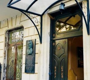 Front of property - Deniz Inn City Hotel (Baku)