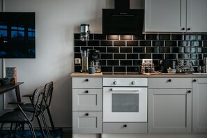 Private kitchenette - URBN Dreams - Misty Forest (Berlin)