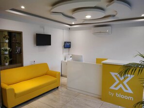Reception - X by Bloom - Indiranagar (Bengaluru)