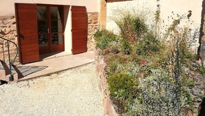 Front of property - Chambres d'hôtes le Clos (Saint-Pierre-la-Palud)