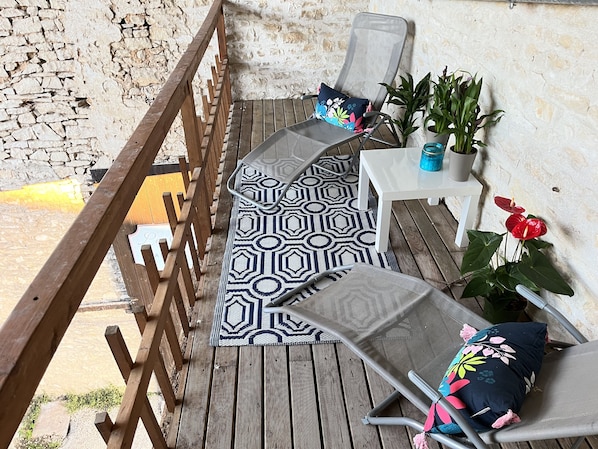 Suite Royale (Jacuzzi en extra) | Terrace/patio