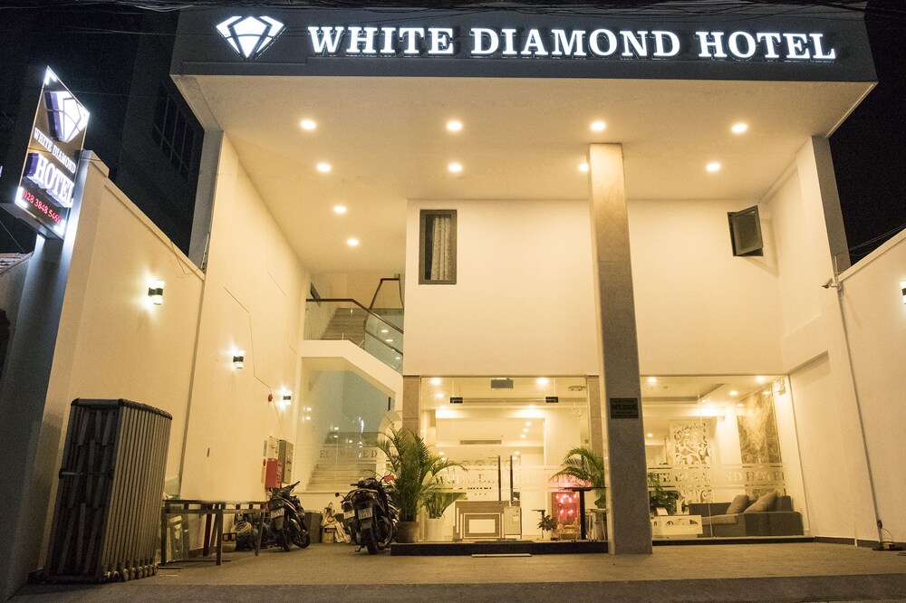 White Diamond Hotel
