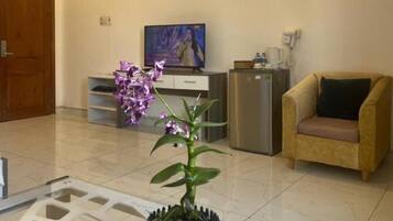 Superior Double Room, City View | Desk, soundproofing, free WiFi, bed sheets