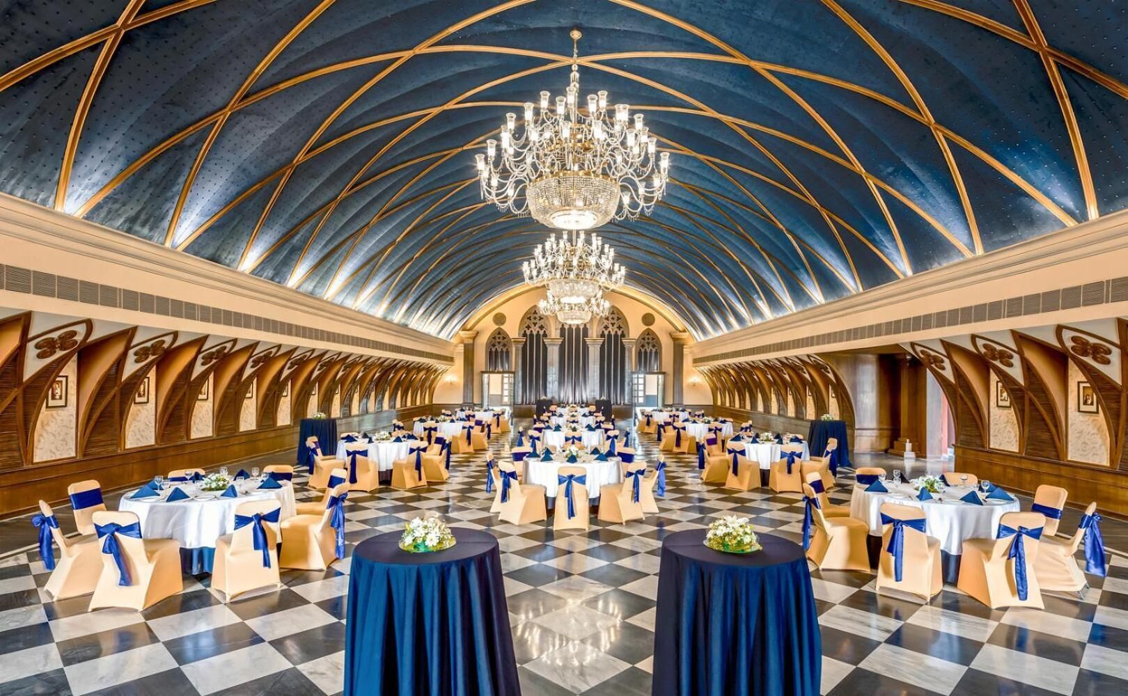 Banquet hall