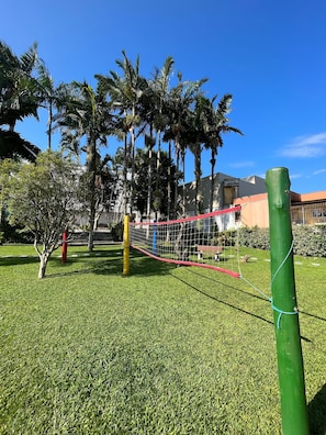 Área de juegos infantiles al aire libre