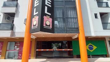 Fachada de la propiedad