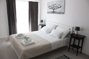 Villa | 4 bedrooms, soundproofing, iron/ironing board, travel crib - Villa Mate (Kolan)