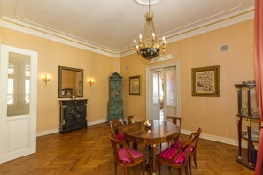 Salon Exécutif