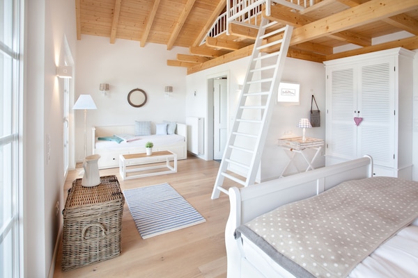 Insonorización, wifi gratis y ropa de cama