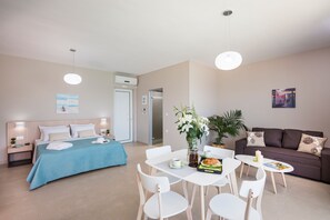 Studio Deluxe with Panoramic Sea View | In-room safe, blackout drapes, soundproofing, iron/ironing board - Panorama Plus (Apokoronas)