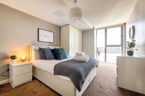 Deluxe Apartment, 2 Bedrooms, City View