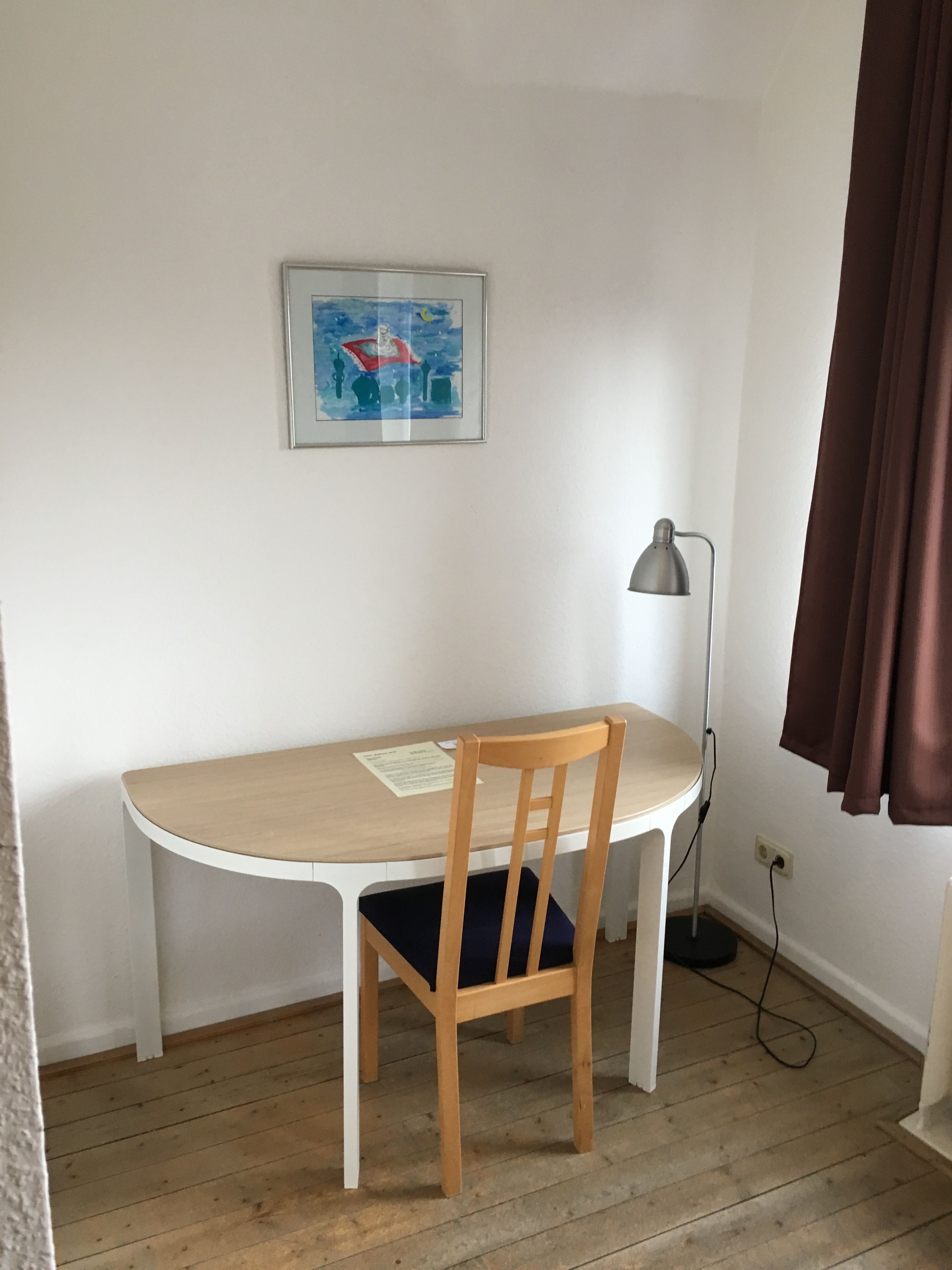 single room | living area | 32-inch flat-screen tv with satellite channels, tv