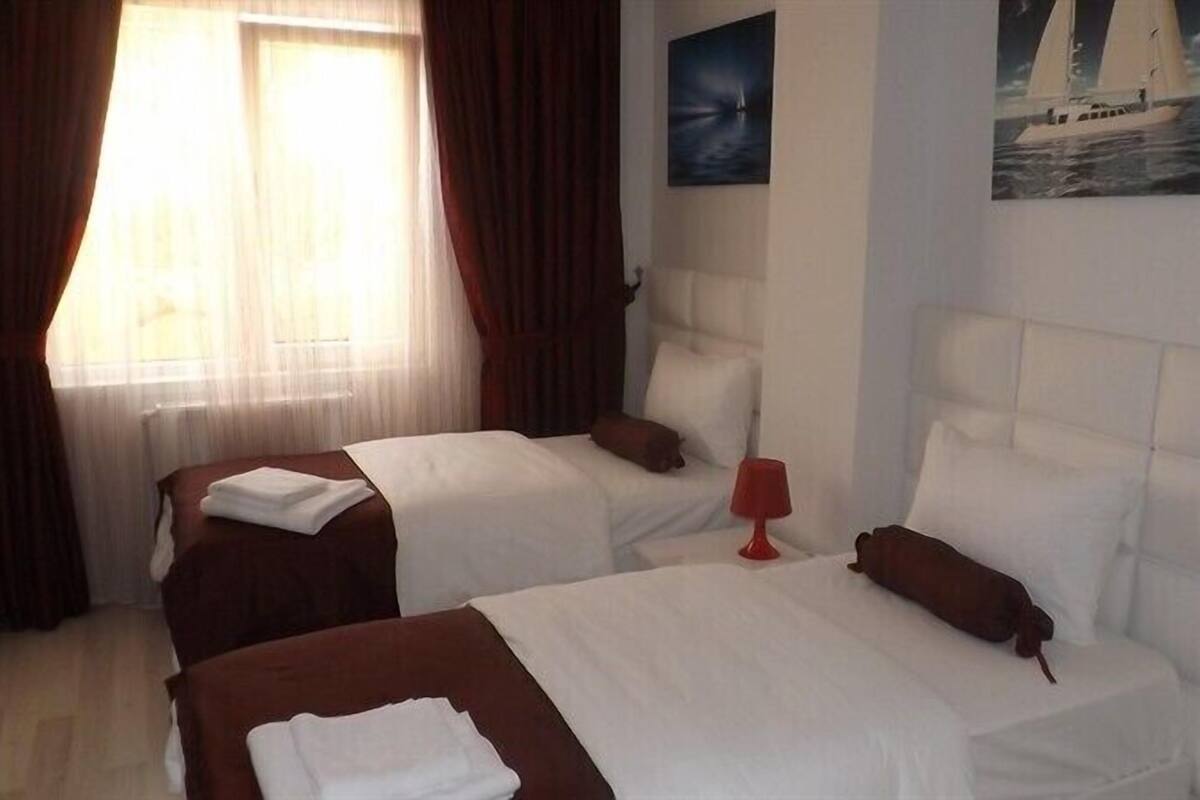Standard Twin Room | WiFi (free)