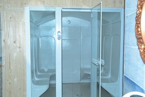 Phòng tắm hơi, massage mô sâu