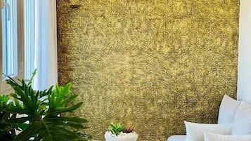 Standard Room, Canal View | 1 bedroom, individually decorated, blackout drapes, soundproofing