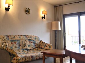 开间, 露台, 海滩景观 (DU ST 302) | 熨斗/熨衣板、婴儿床、折叠床/加床（额外收费）、免费 WiFi