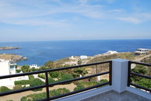 House, 4 Bedrooms, Sea View | Beach/ocean view